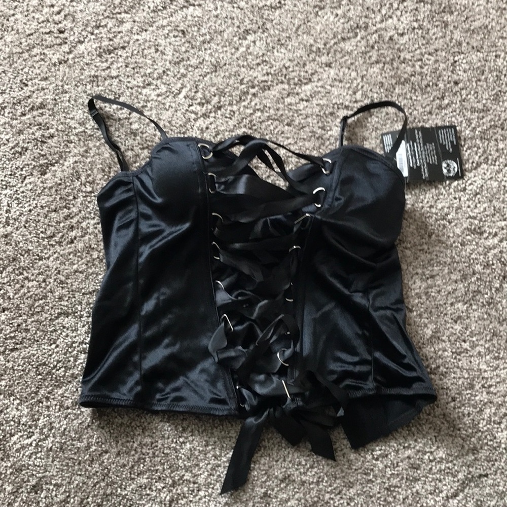 Black lace up corset